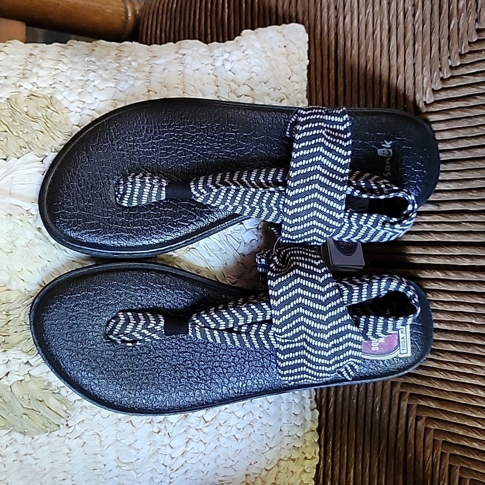 Sanuk Yoga Sling 2, black/off white sandals, size 9 - Picture 5 of 10